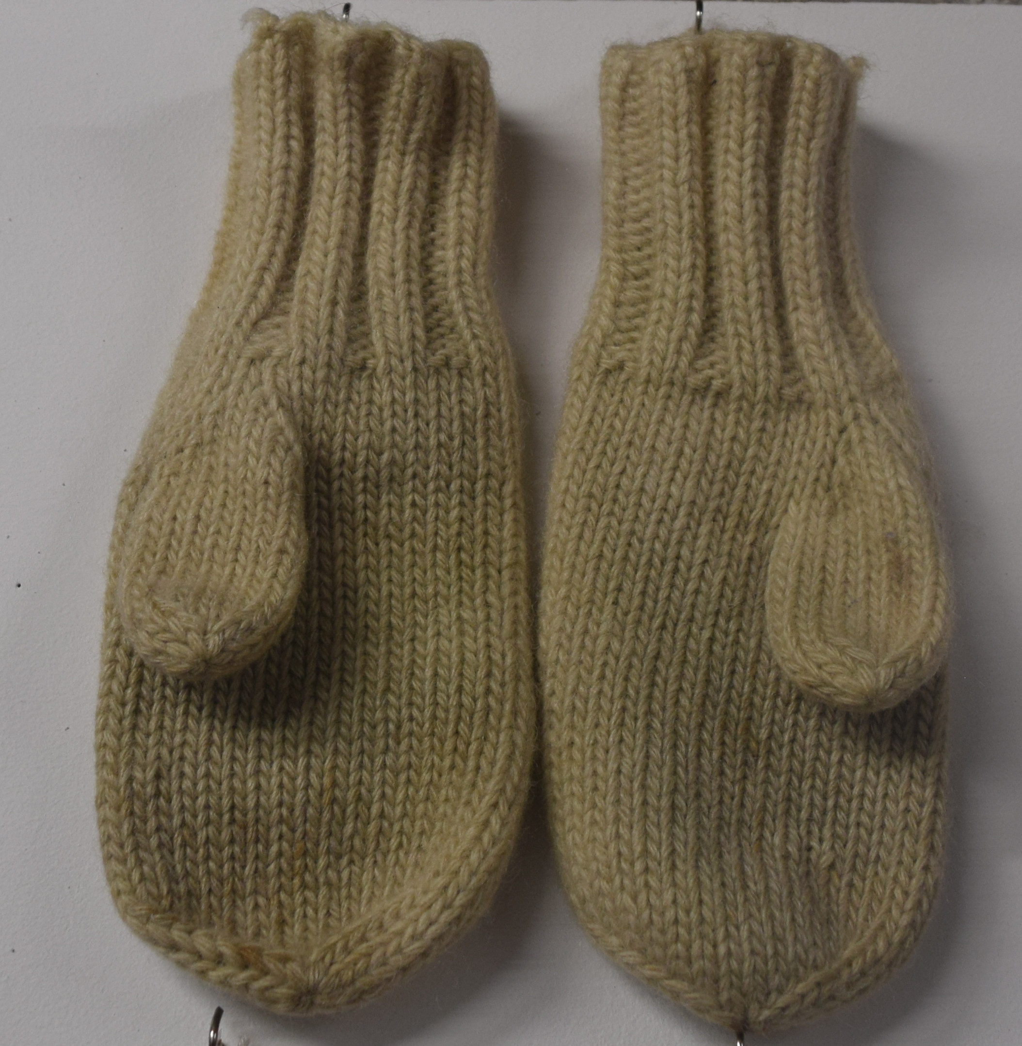 Folkestone Fishing Museum Mittens