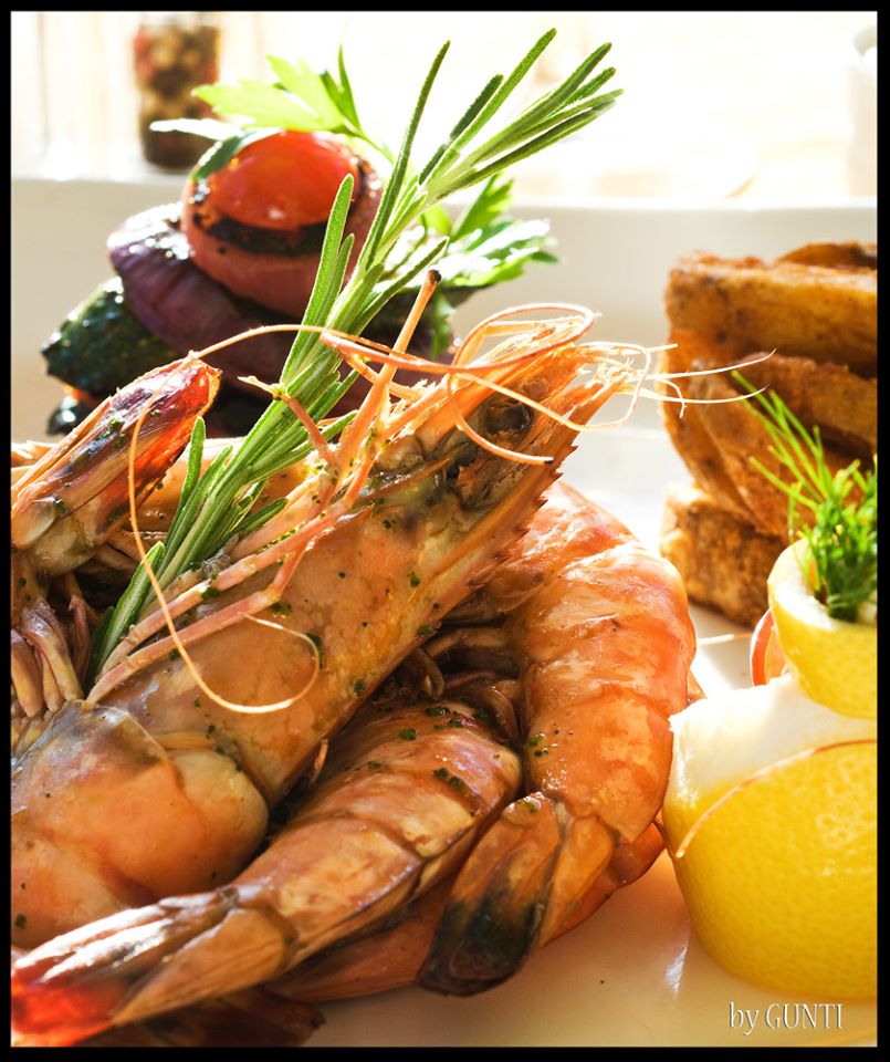 Djangos Colossal Black Tiger Prawns