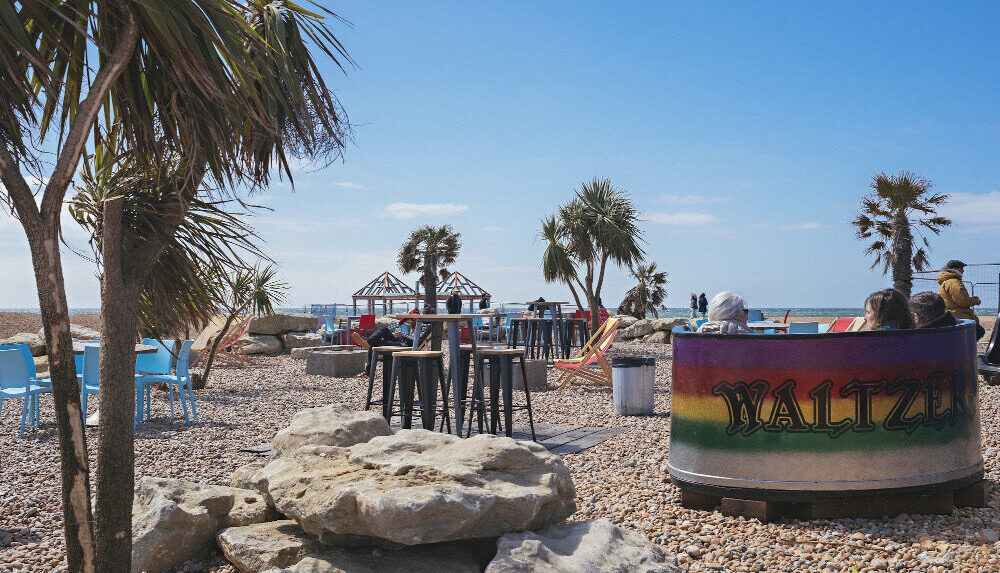 Beachside with the waltzer
