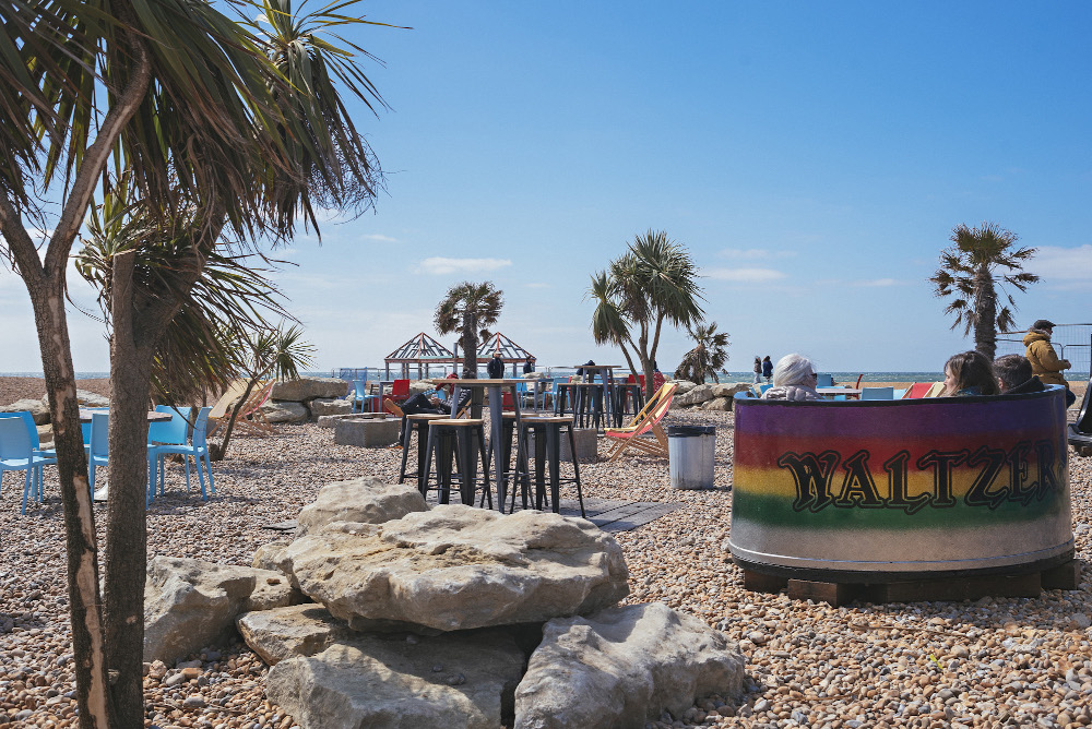 Beachside with the waltzer