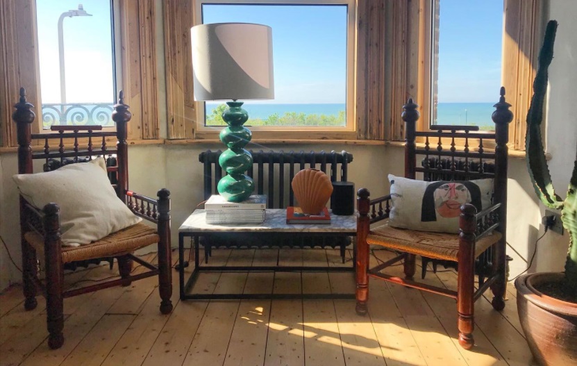 Sunny Sands House Living Room