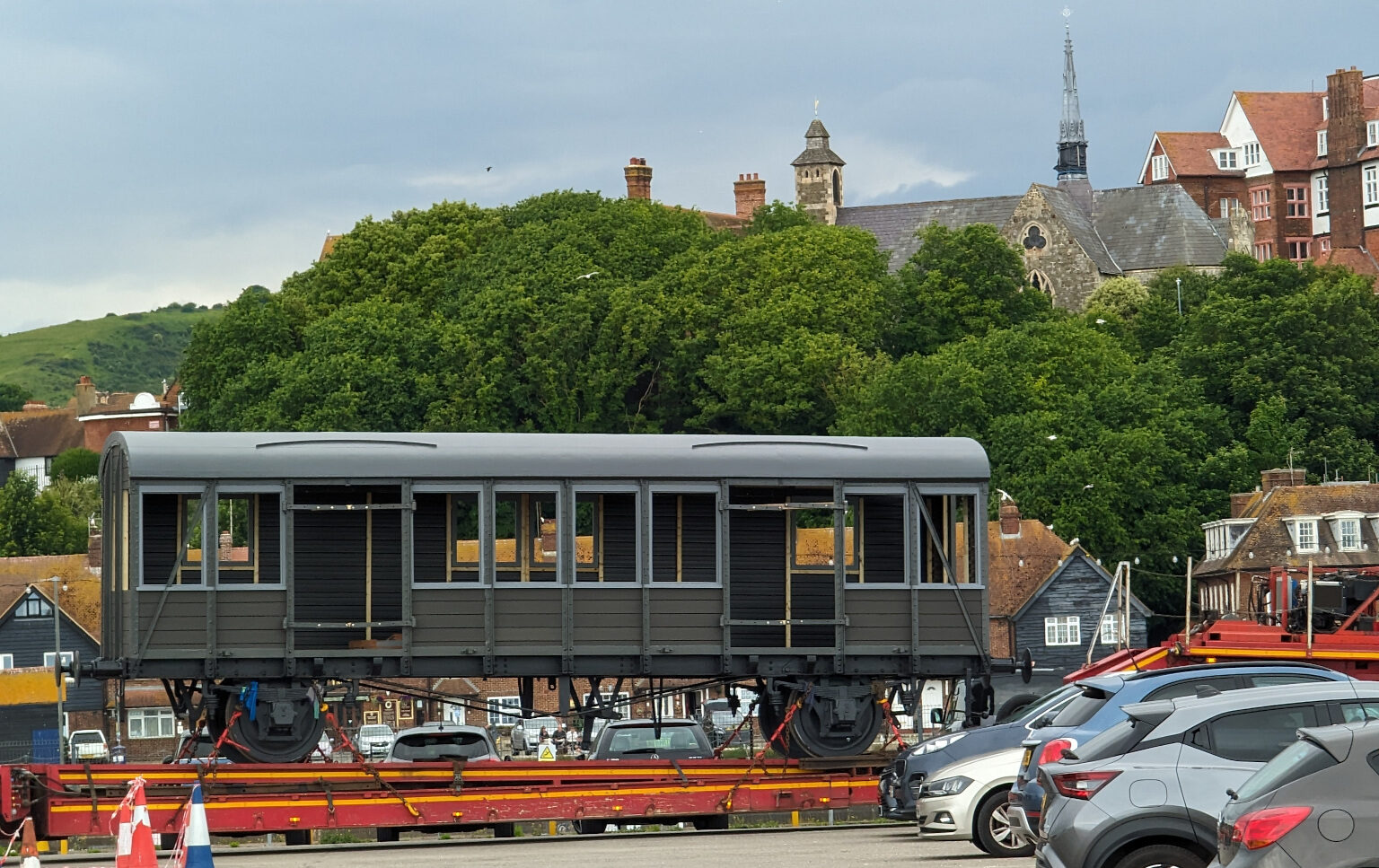 Cavell Carriages Arriving