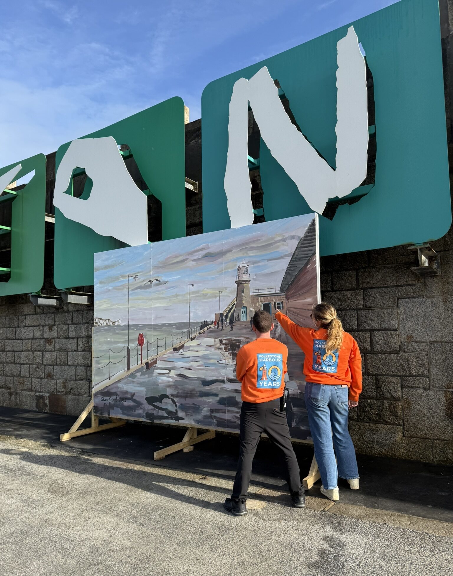 Hazel and Steve at the Shane Record Painting