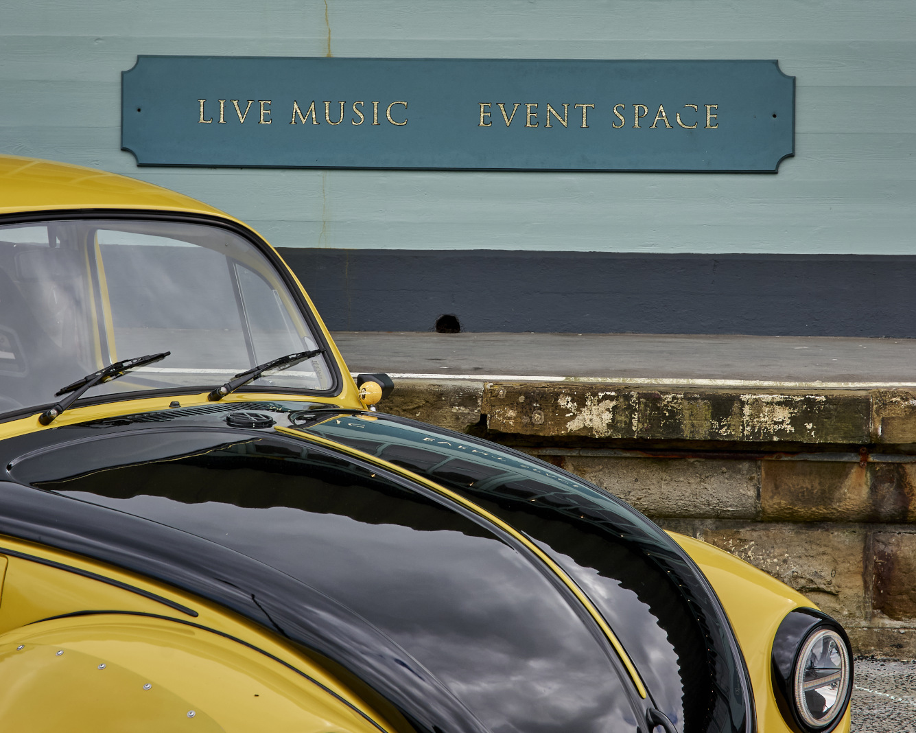 Dubs On The Arm The Tasting Rooms Photo Credit Matt Rowe