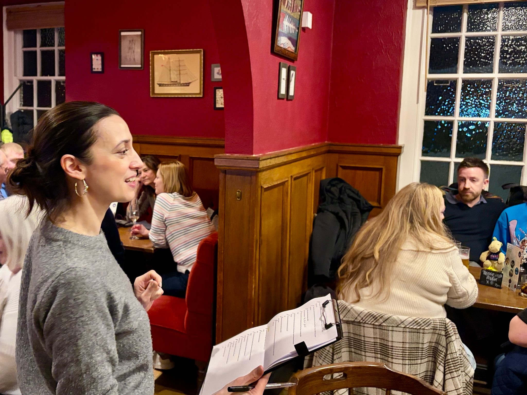 Amie on the pub quiz