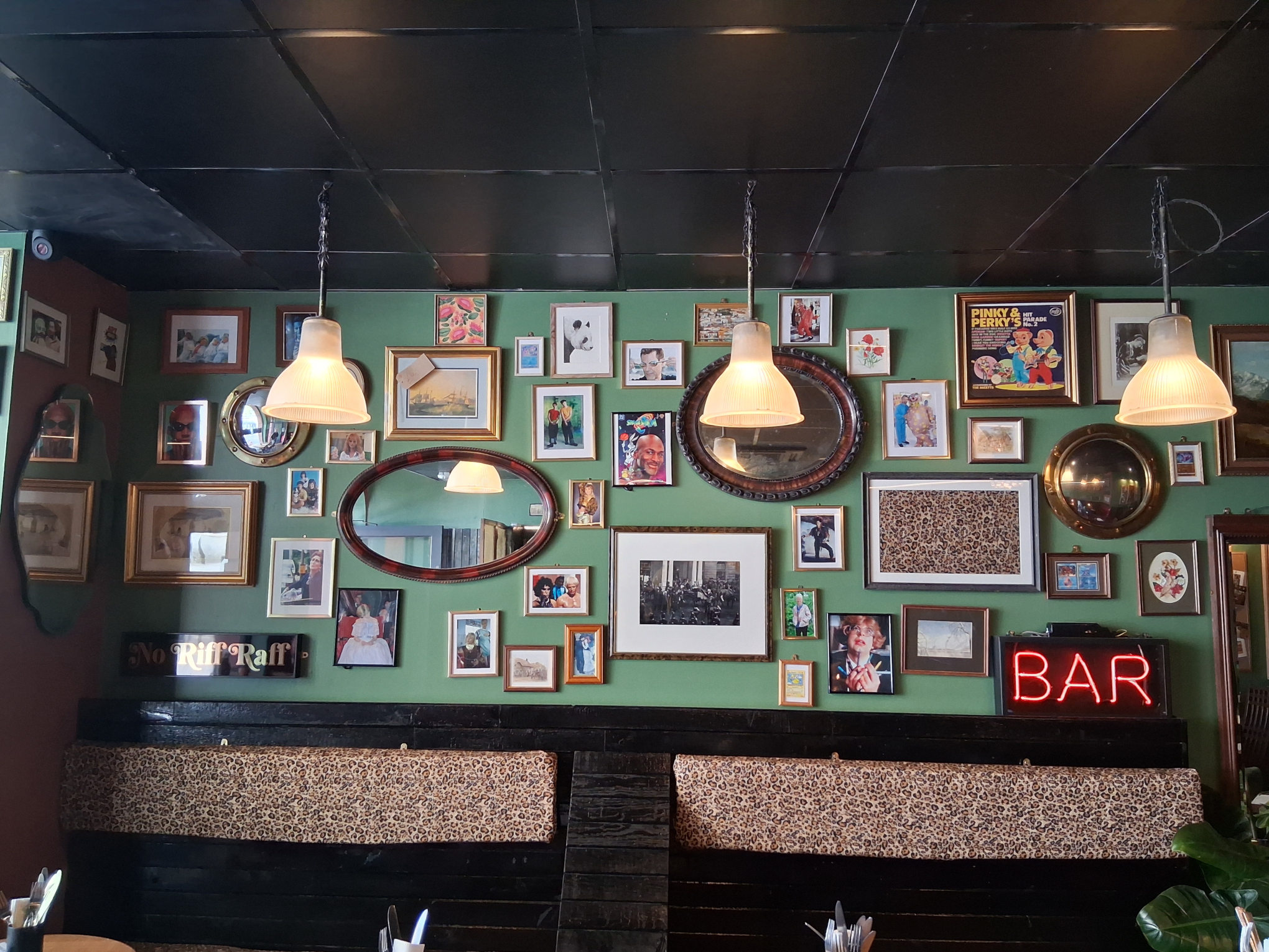 Roni and Rita's wall of 90s superstars