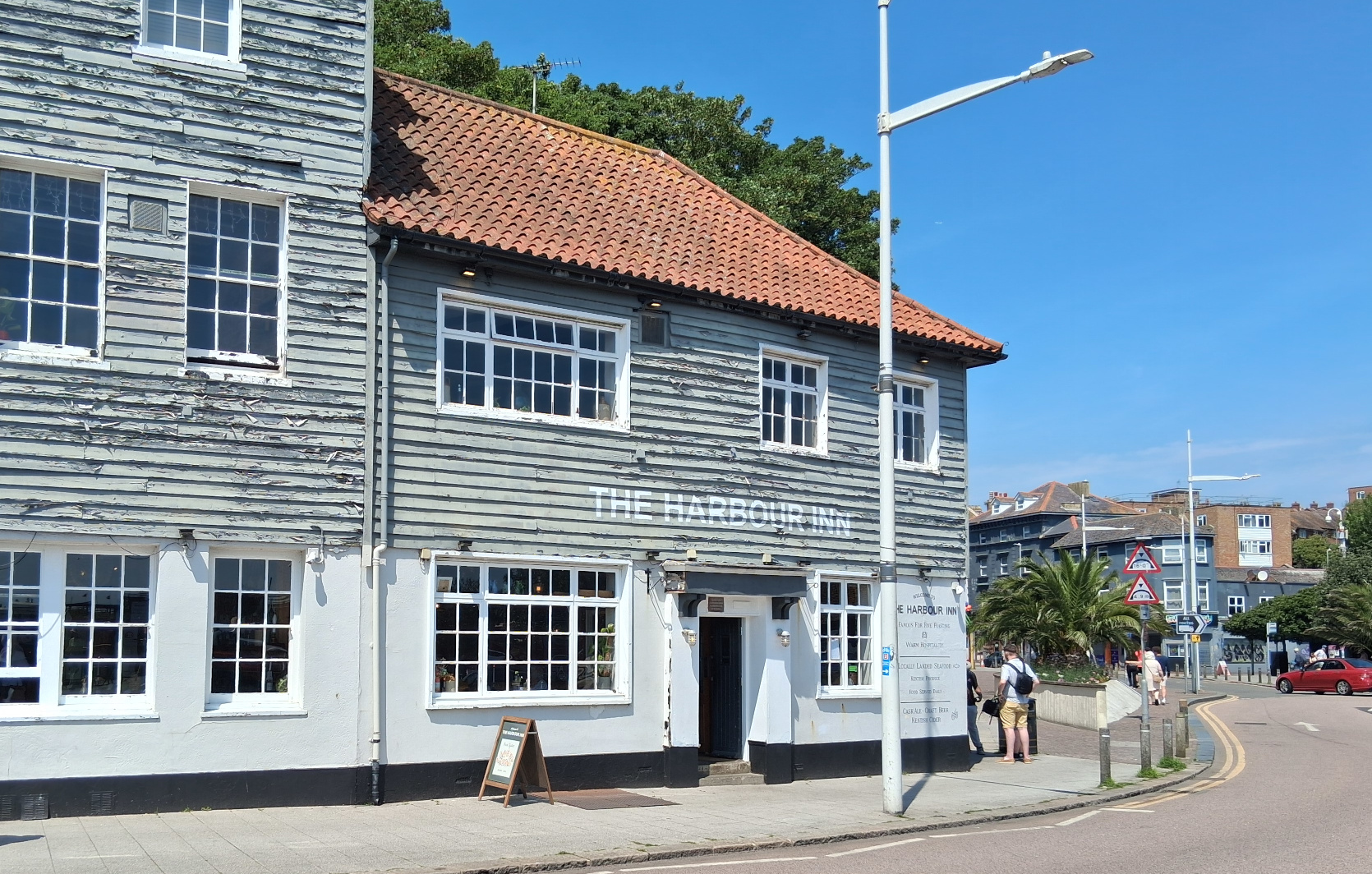 Harbour Inn